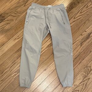 Lululemon men’s jogger